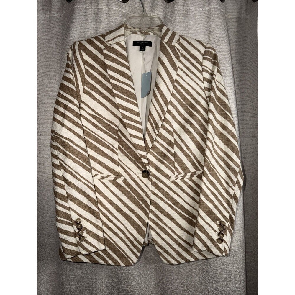 Ann Taylor Zebra Blazer Size 2 NEW